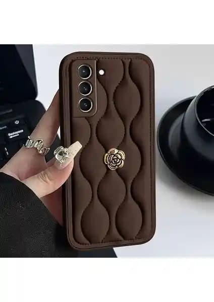 Samsung Galaxy S21 FE 5G Uyumlu Kahverengi Deri Kılıf Şık ve Dayanıklı Koruma Sağlar