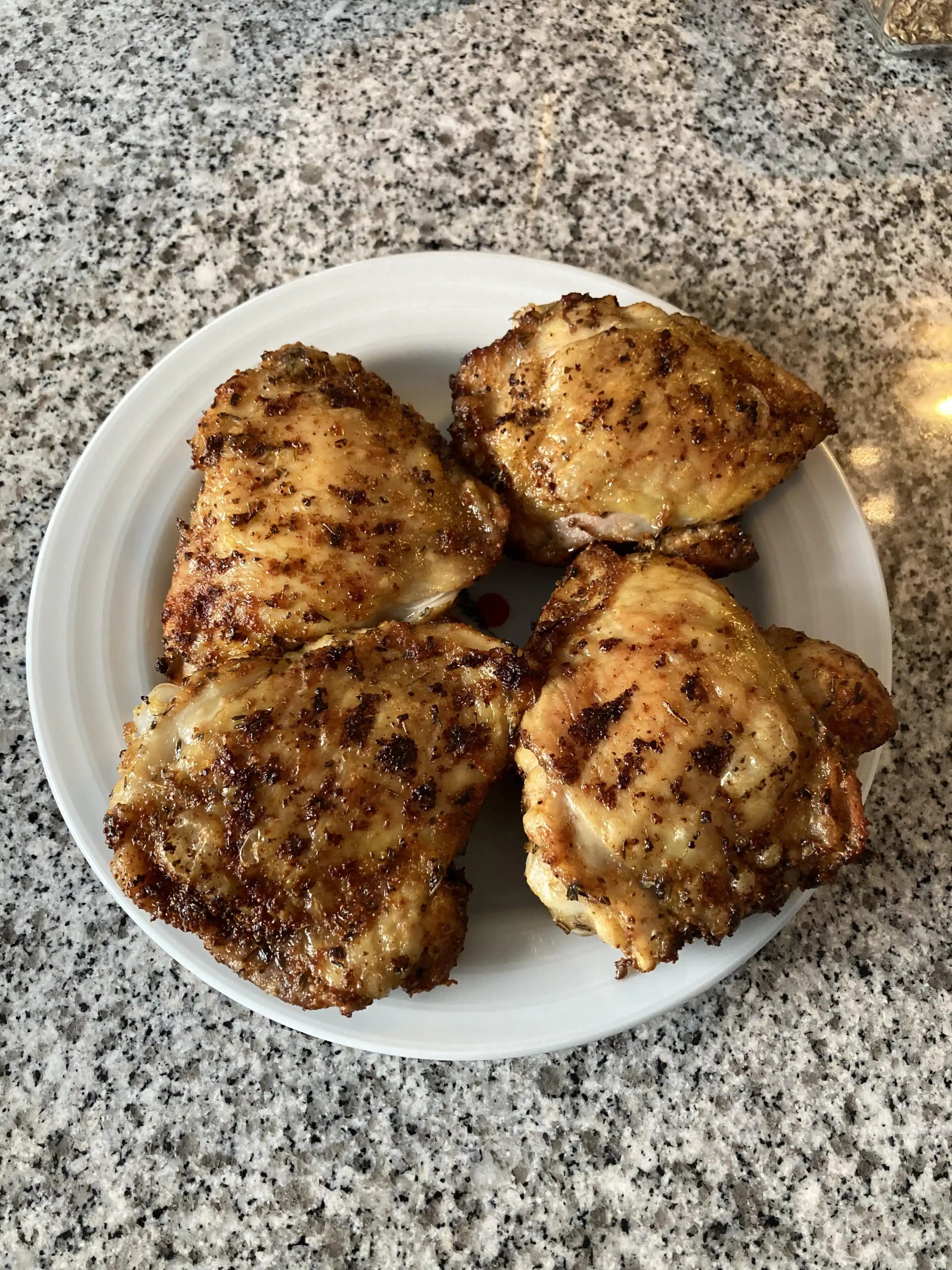Air Fryer'da Tavuk Butu Pişirme Teknikleri: Süre, Sıcaklık ve Baharat Kullanımı