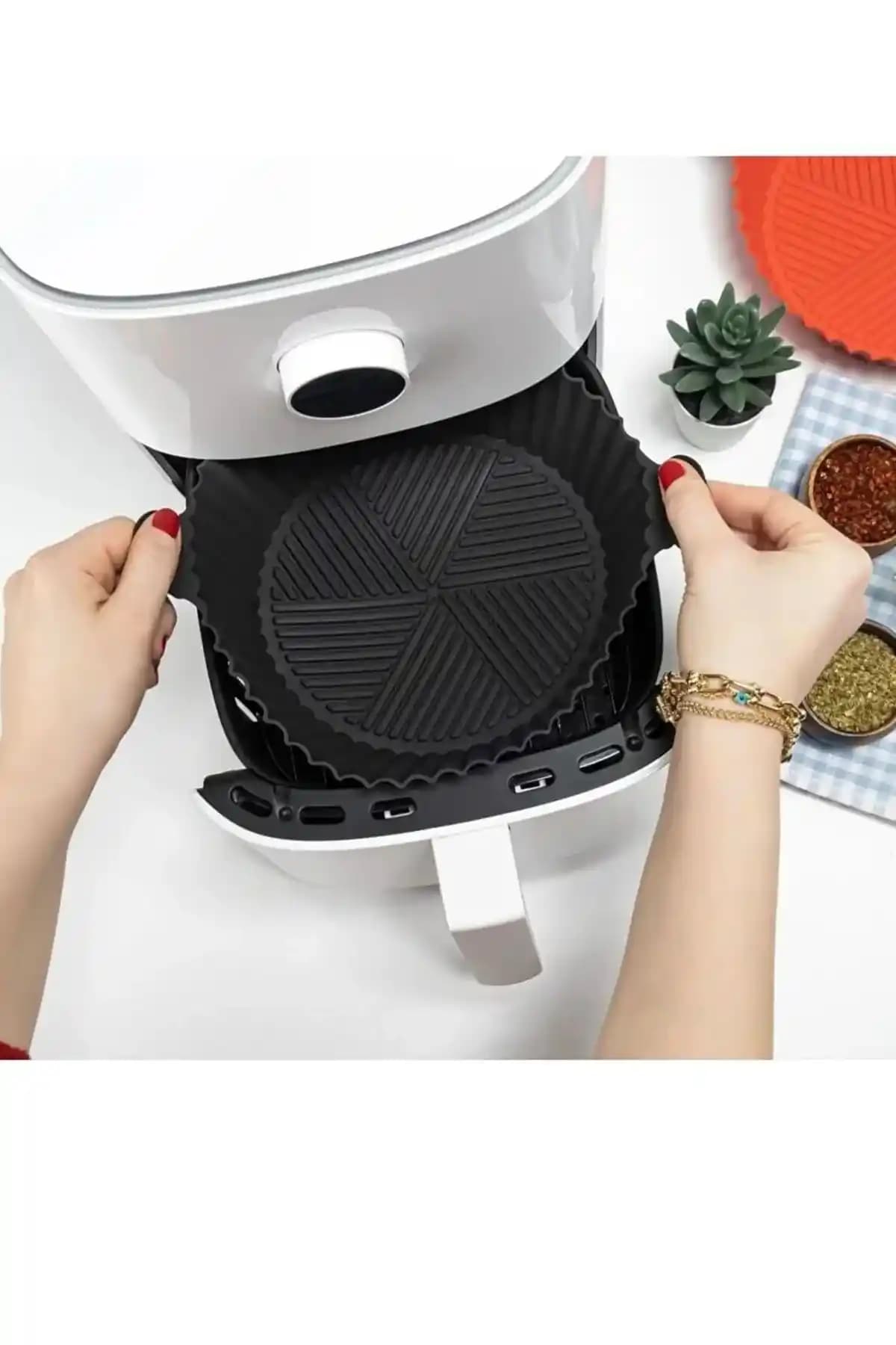 Air Fryer İçin Doğru Aksesuar Seçimi ve Kullanım Rehberi: Pişirme ve Temizlik İpuçları