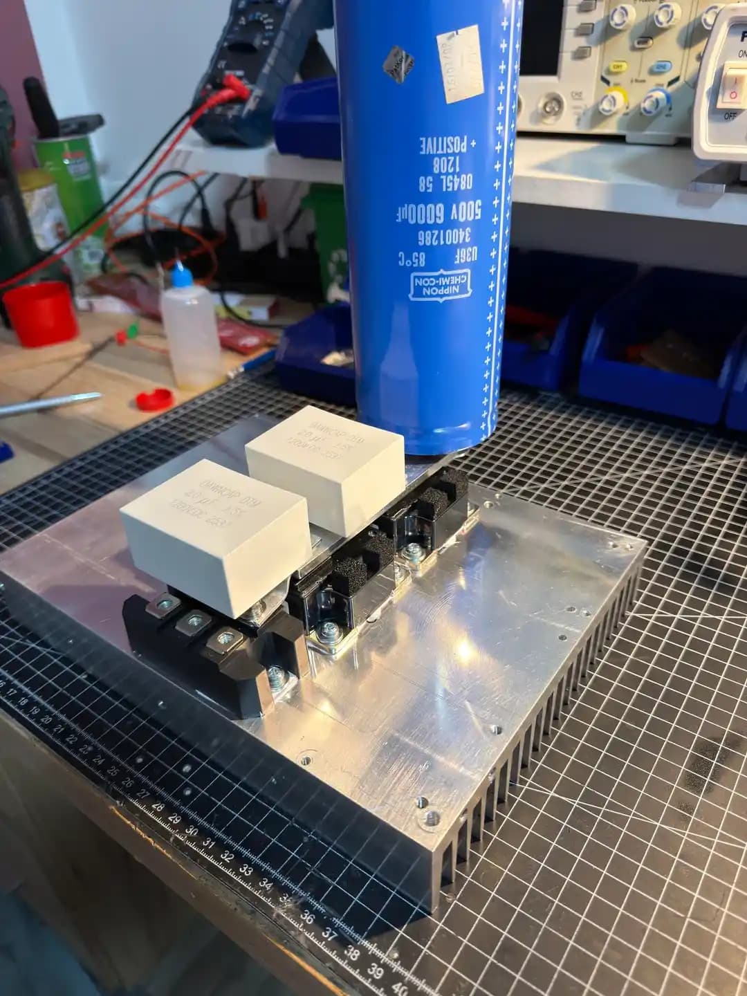 CM200 IGBT Tuğlalarıyla Yüksek Güçlü İnverter Köprü Tasarımı ve Uygulamaları