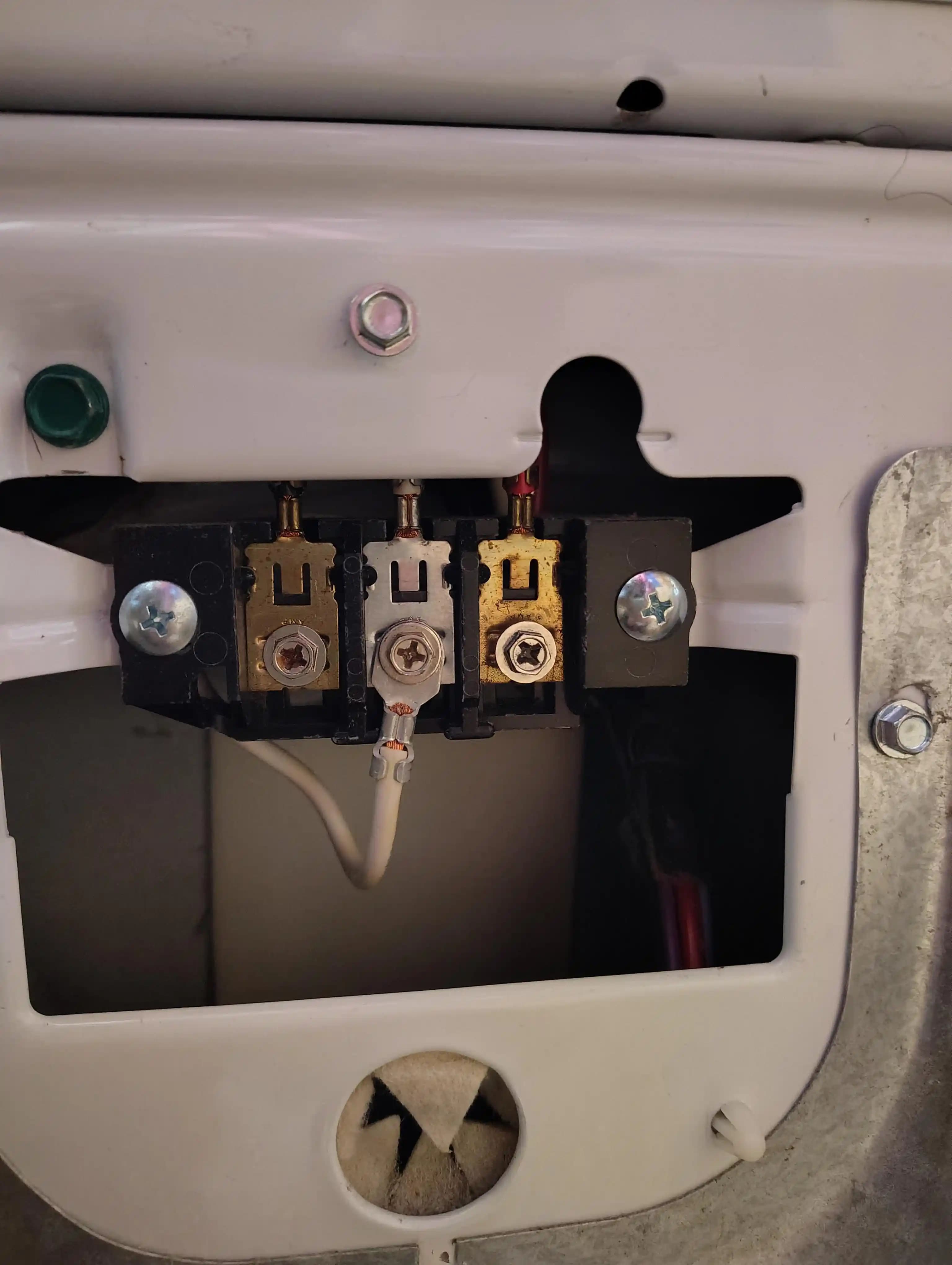 Kurutucu Elektrik Bağlantılarında Beyaz Telin Rolü ve Kablo Seçiminin Önemi