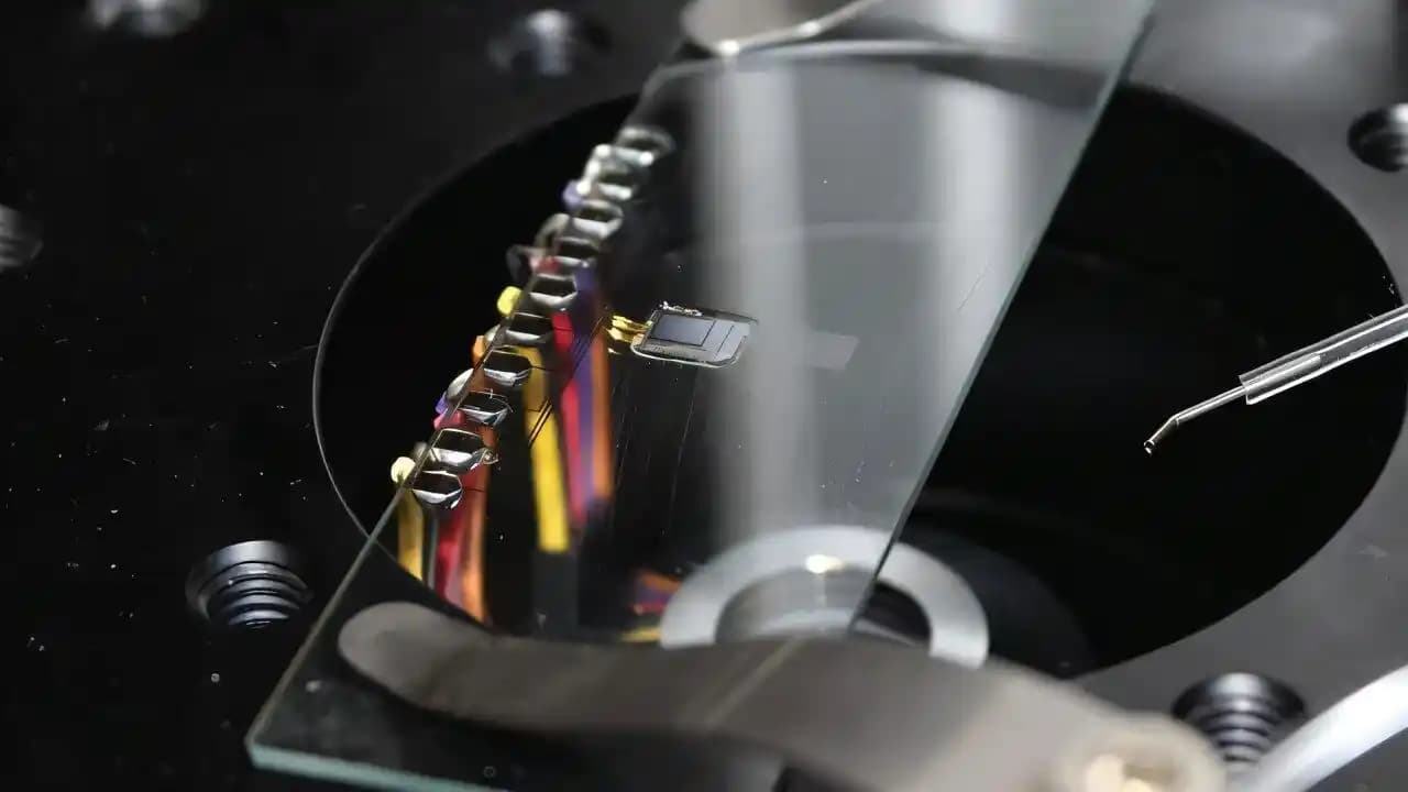 Miniatür Lazer Teknolojisi ile Evde ve Kırsal Alanlarda Laboratuvar Testlerinin Geleceği