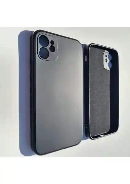 iPhone 11 için Şık ve Koruyucu Köşeli Silikon Kılıf Özellikleri ve Tasarımı