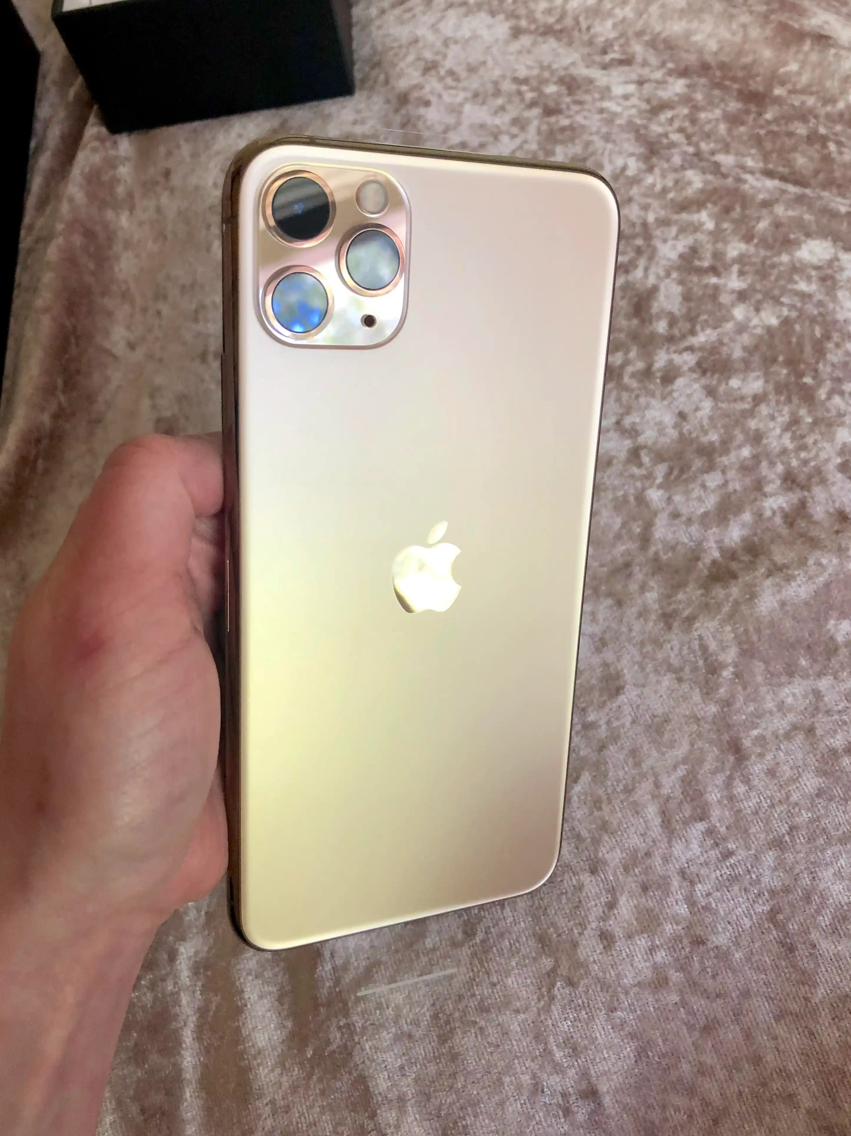 iPhone 11 Altın Rengi Özellikleri ve Kullanıcı Deneyimleri Hakkında Kapsamlı Bilgi