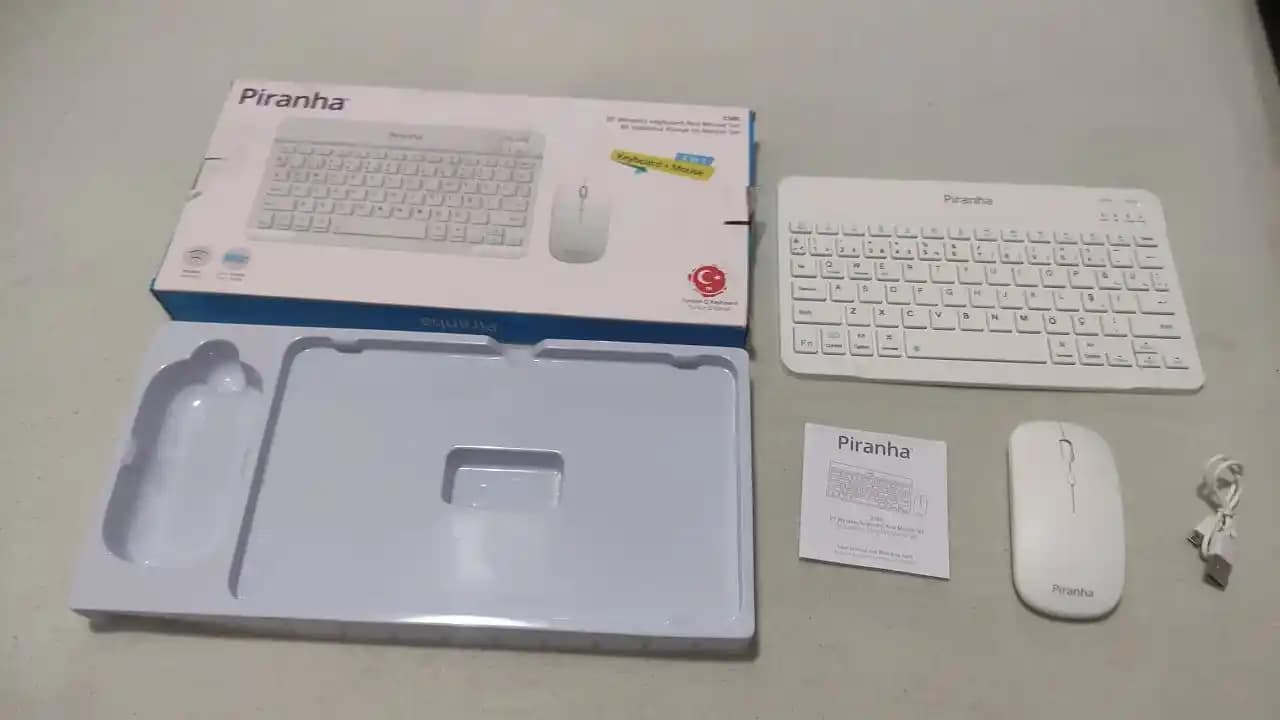 Piranha Bluetooth Kablosuz Klavye: Taşınabilirlik ve Kullanım Kolaylığı Sunan Modern Çözüm