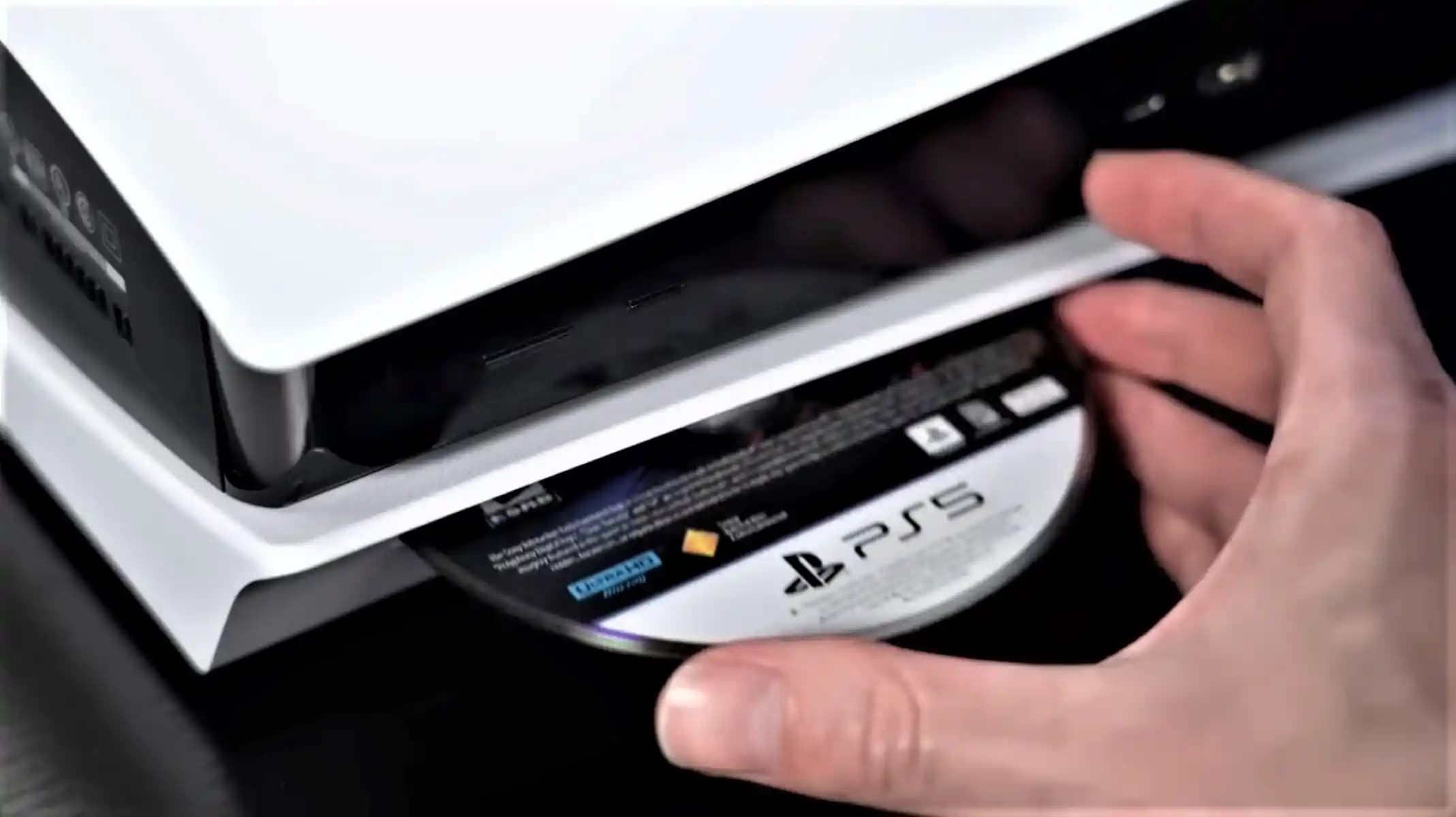 PlayStation 5 Disk Sürücüsü: Teknik Özellikler ve Kullanım Alanları Analizi