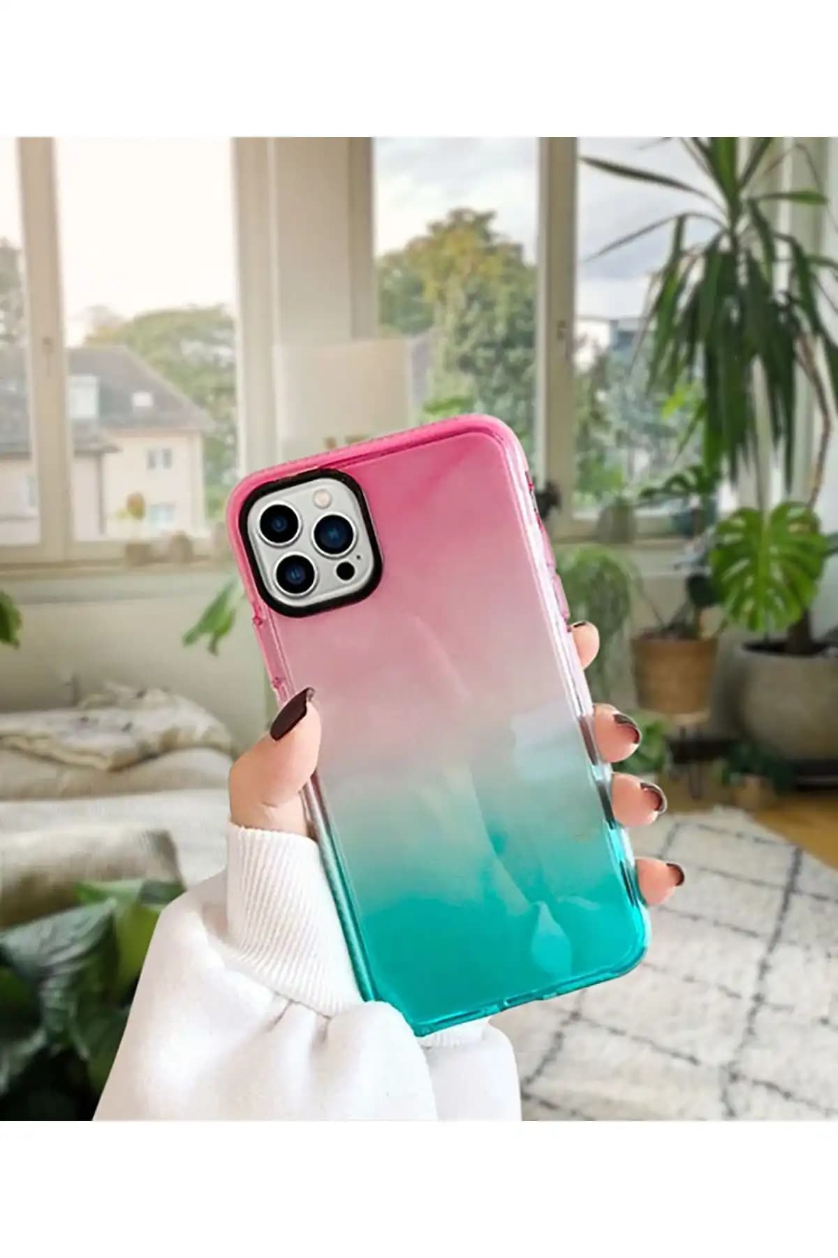 Mooodcase iPhone 13 Pro Max Rainbow Renkli Silikon Kılıfı ile Şık ve Korunaklı Kullanım