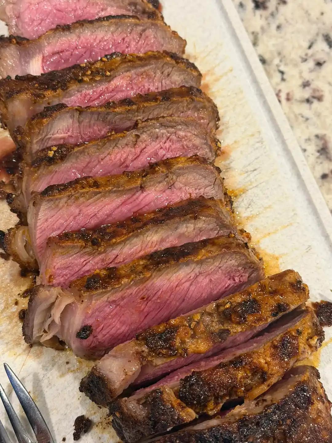 Air Fryer ile Costco NY Strip Biftek Pişirme: Mayonezli Kızartma ve Doğru İç Sıcaklık Ayarı