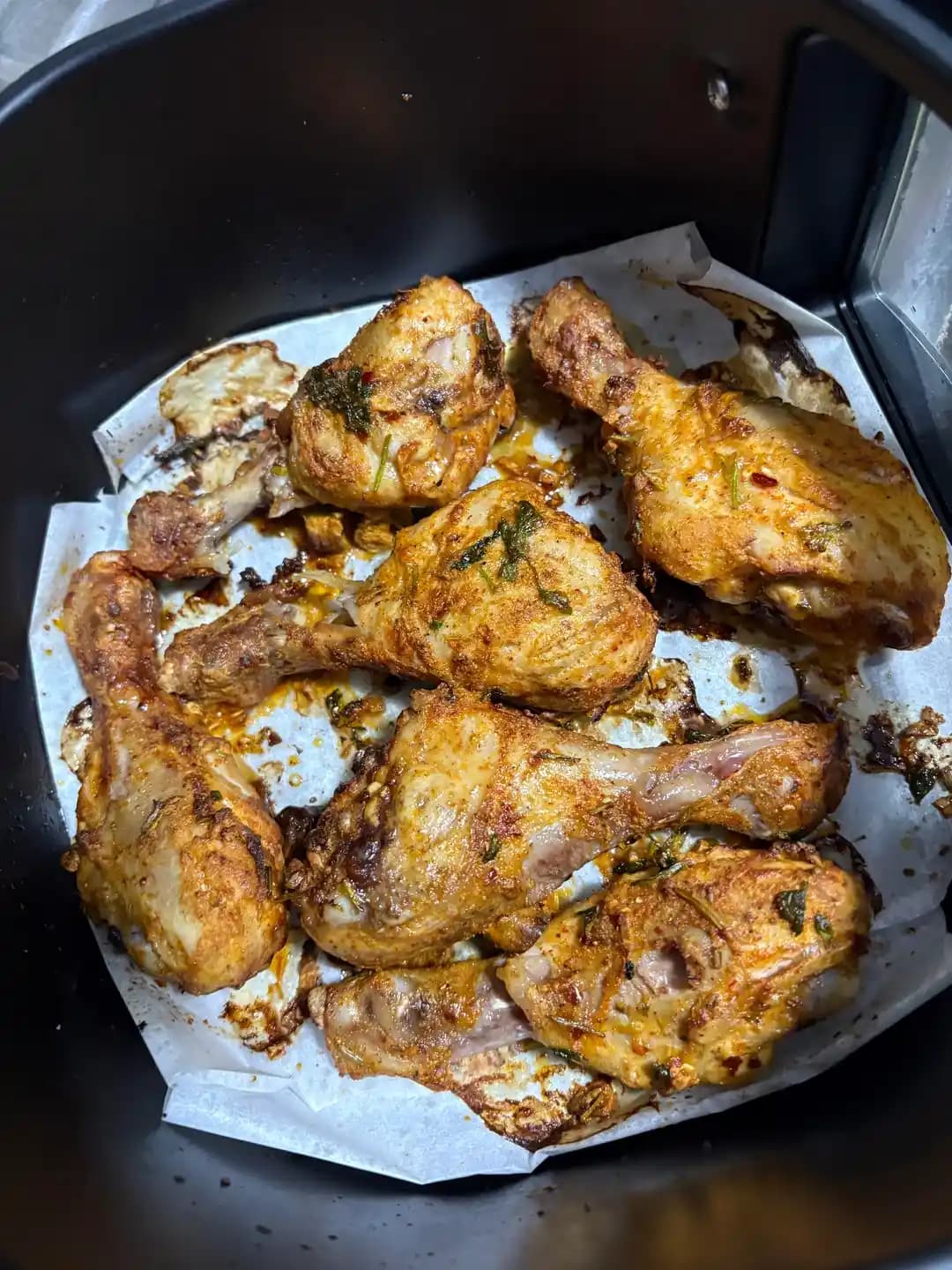 Airfryer ile Tavuk ve Somon Pişirme Teknikleri ve Pratik Yemek Önerileri