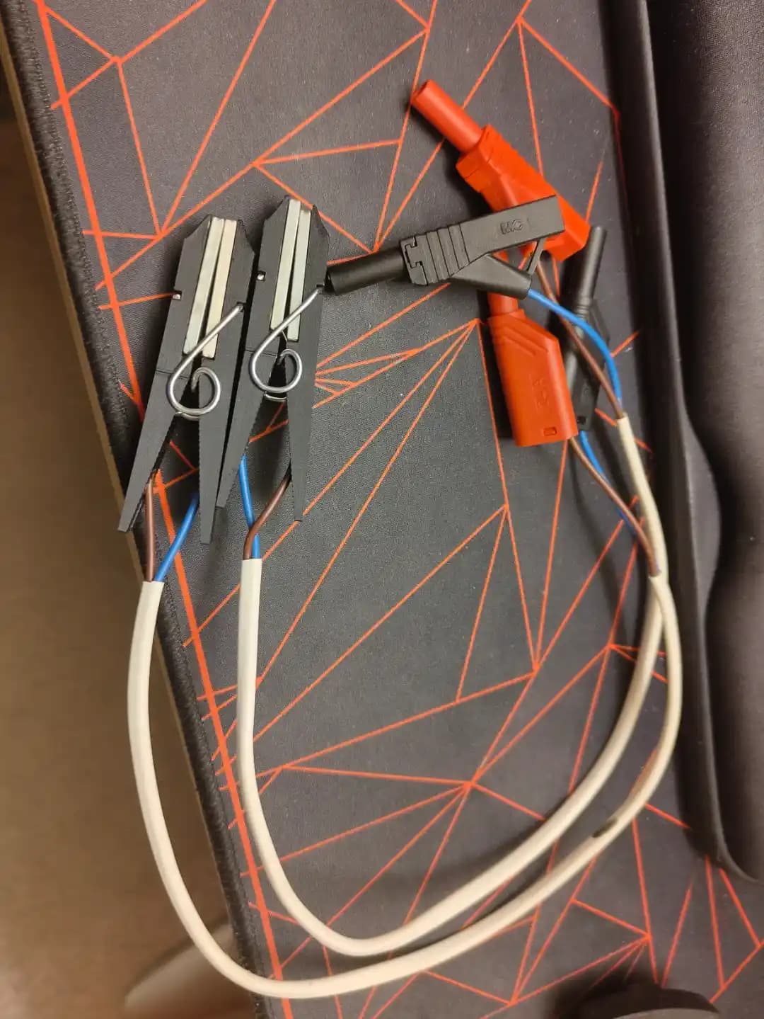 Kelvin Kelepçeleri ve Dört Tellilik Ölçüm Yöntemi ile Düşük Direnç Ölçümünde Doğruluk