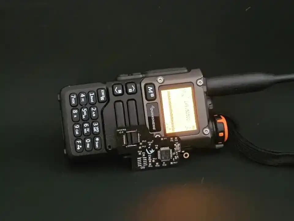 Quansheng UV-K5 Telsizine Flex PCB ile Mikrodenetleyici Yükseltmesi ve Tasarım Süreci