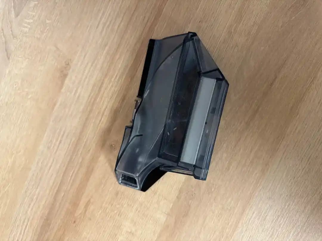 Robot Süpürgelerde Toz Haznesi ve Filtre Tasarımının Uzun Vadeli Performansa Etkisi