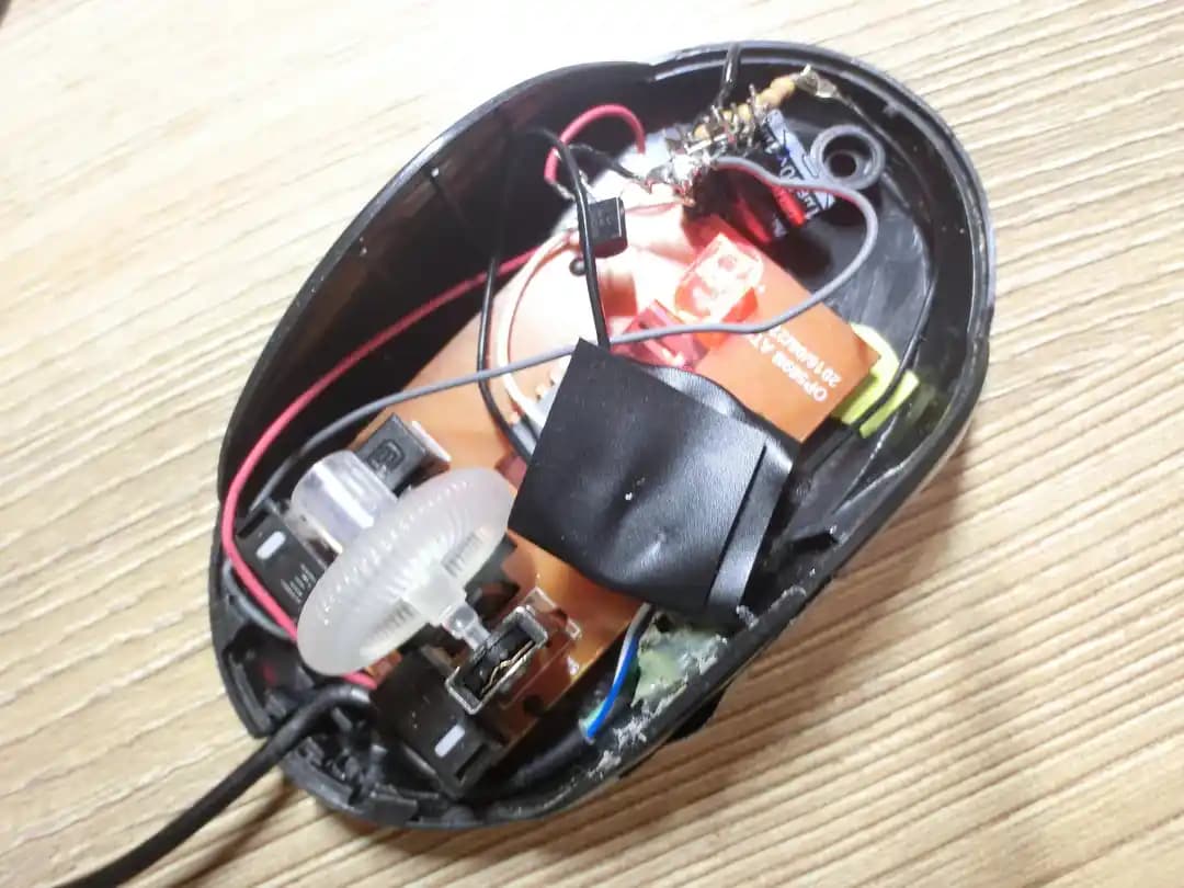 Ucuz Fareyi Astable Multivibratör ile Otomatik Tıklama Cihazına Dönüştürme Yöntemi