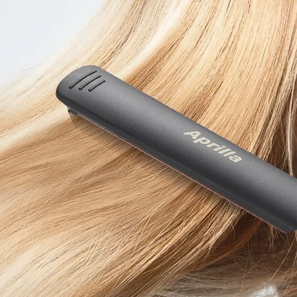 Aprilla Saç Düzleştirici: Yüksek Performanslı ve Güvenilir Saç Şekillendirme Cihazları