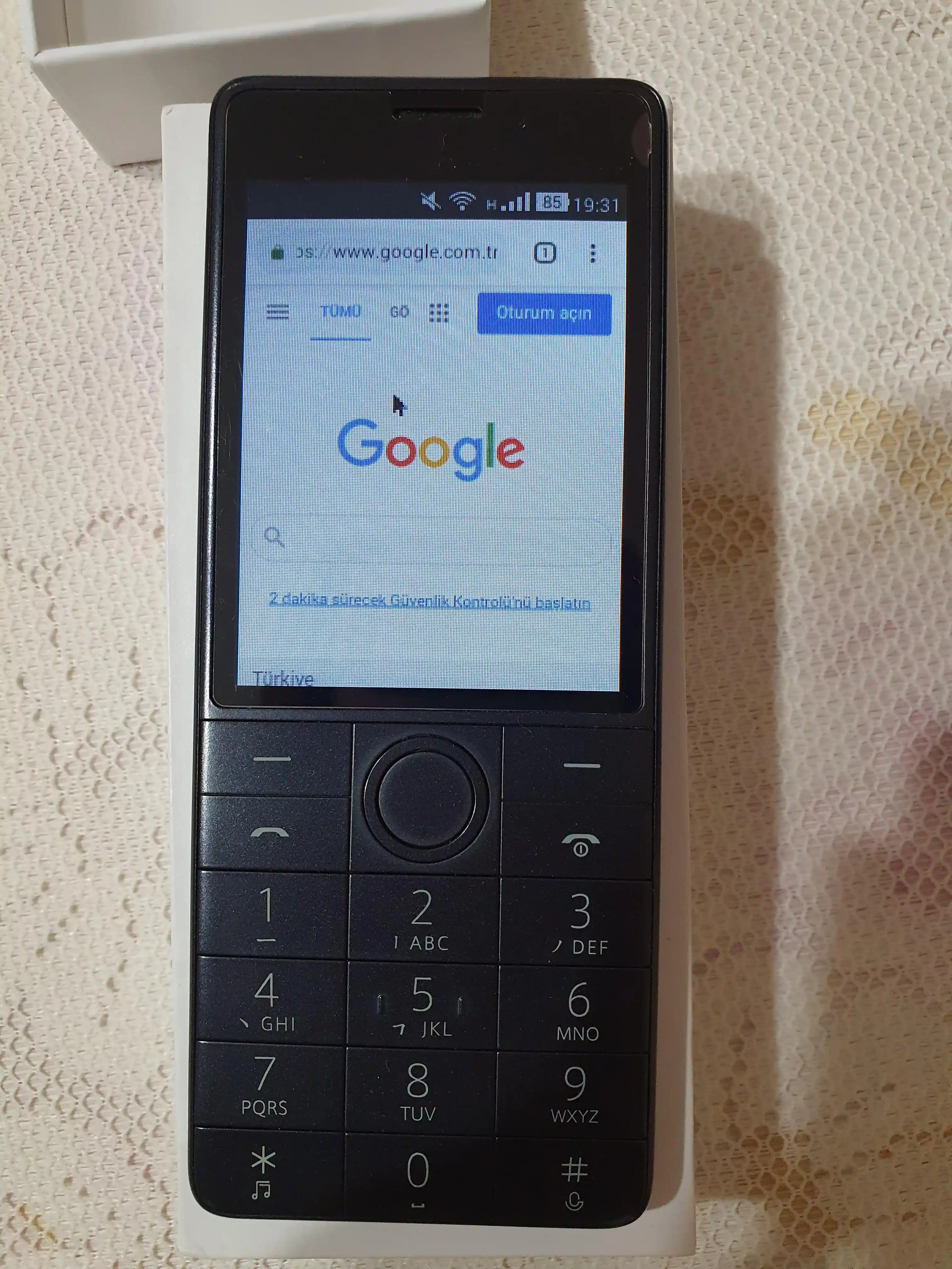 Android Tuşlu Telefonlar: Günümüzde Kullanım Alanları ve Seçim İpuçları