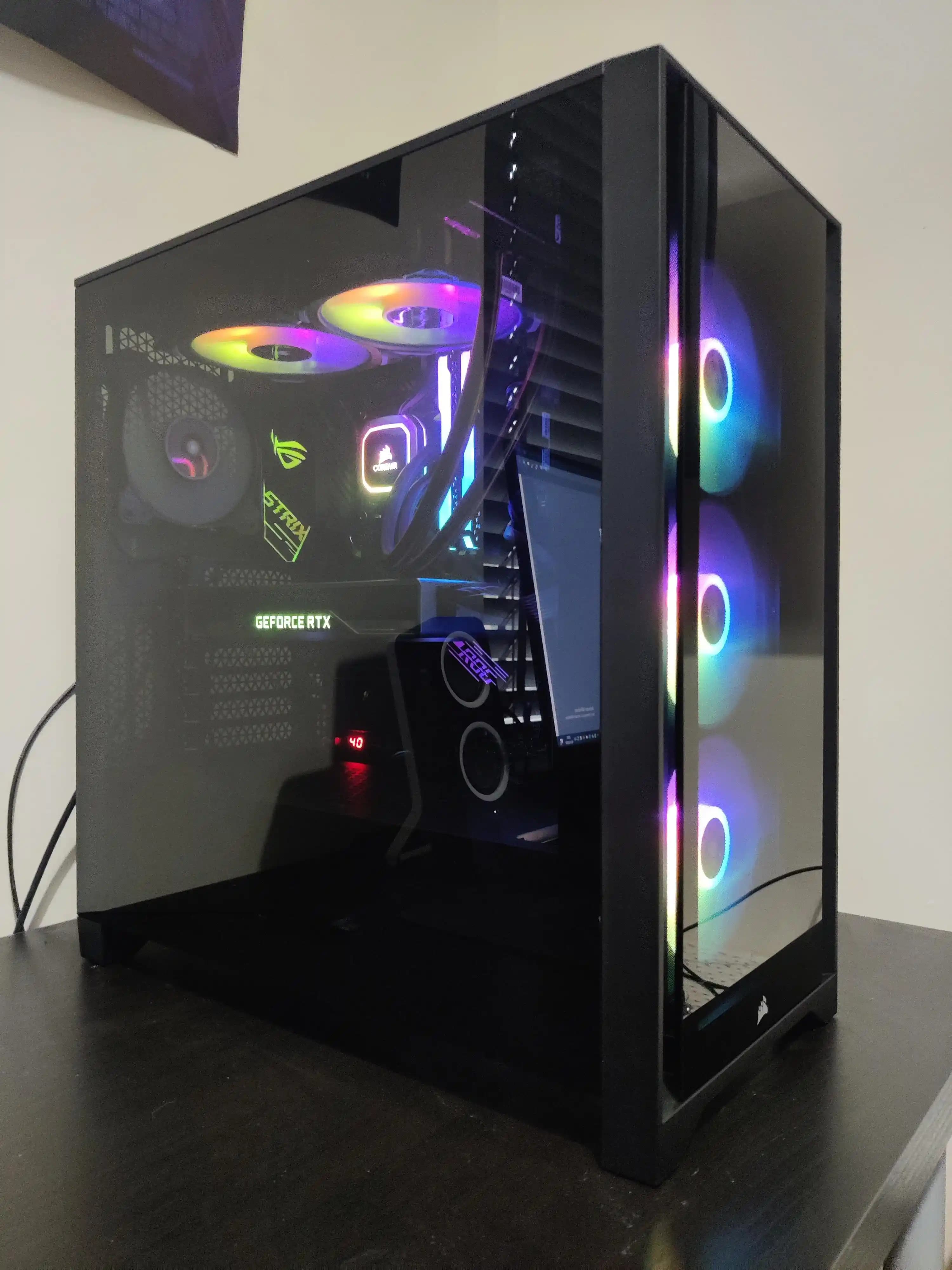 Corsair 4000X Bilgisayar Kasası: Modern Tasarım ve Üstün İşlevsellik