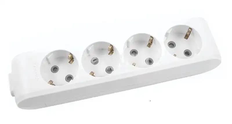 Elektronik Güç Altyapısında Dörtlü Prizlerin Özellikleri ve Kullanım Alanları