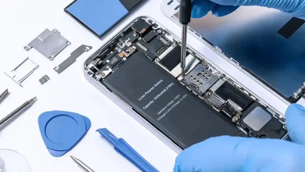 Akıllı Telefon Değişimi Rehberi: En İyi Seçenekleri ve Dikkat Edilmesi Gerekenler