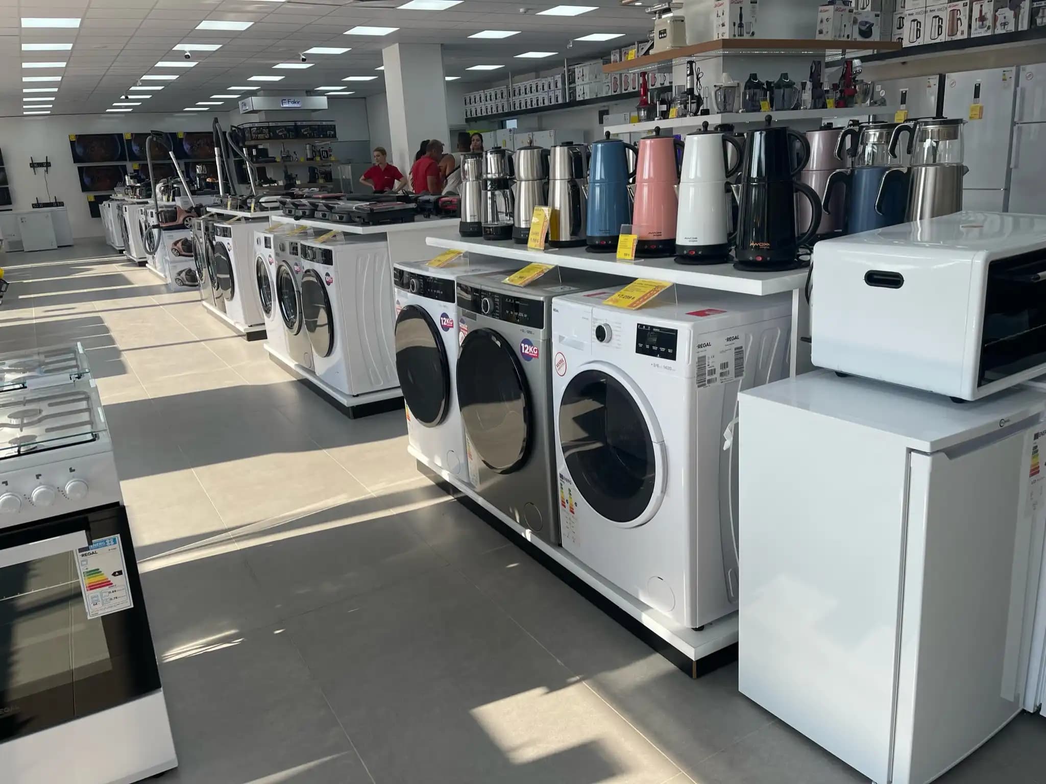 Beyaz Eşya Outletleri: Ekonomik ve Güvenilir Elektronik Alım Çözümleri