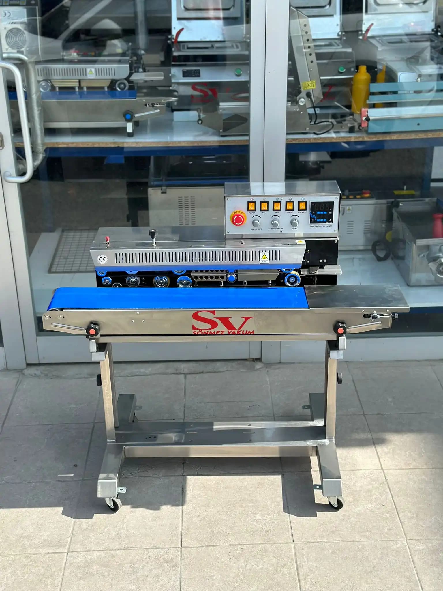 Elektronik teknolojilerle donatılmış çerez paketleme makineleri ve endüstrideki önemi