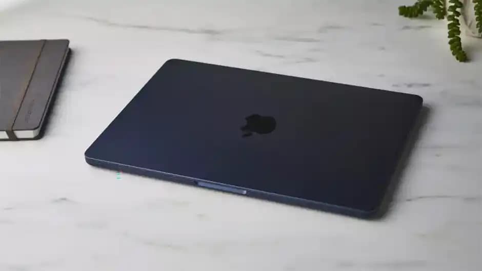Gece Yarısı MacBook Kullanımı: Avantajlar, Riskler ve Güncel Trendler