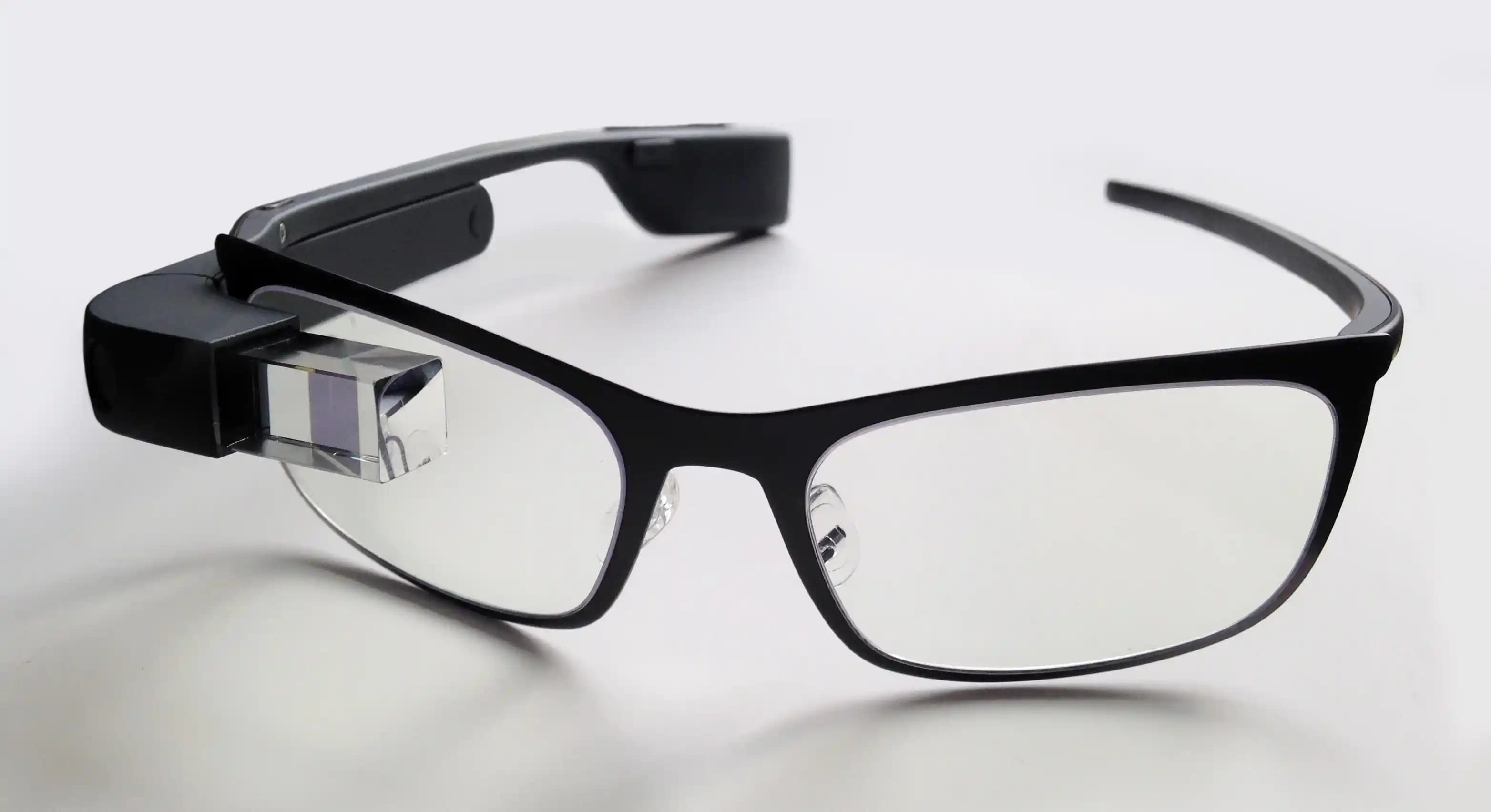 Google Glass: Gözlük Teknolojisinin Geleceği ve Elektronik Dünyasındaki Yeri