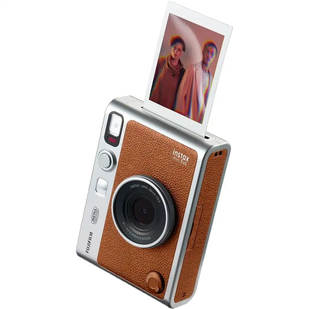 Instax Mini Evo: Hibrit Tasarımıyla Anlık Fotoğrafçılıkta Yeni Bir Dönem
