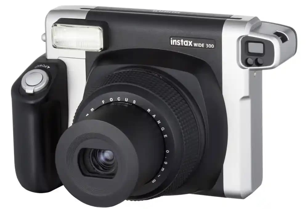 Instax Wide 300: Geniş Formatlı Analog Fotoğraf Baskı Makinesiyle Anılarınızı Ölümsüzleştirin