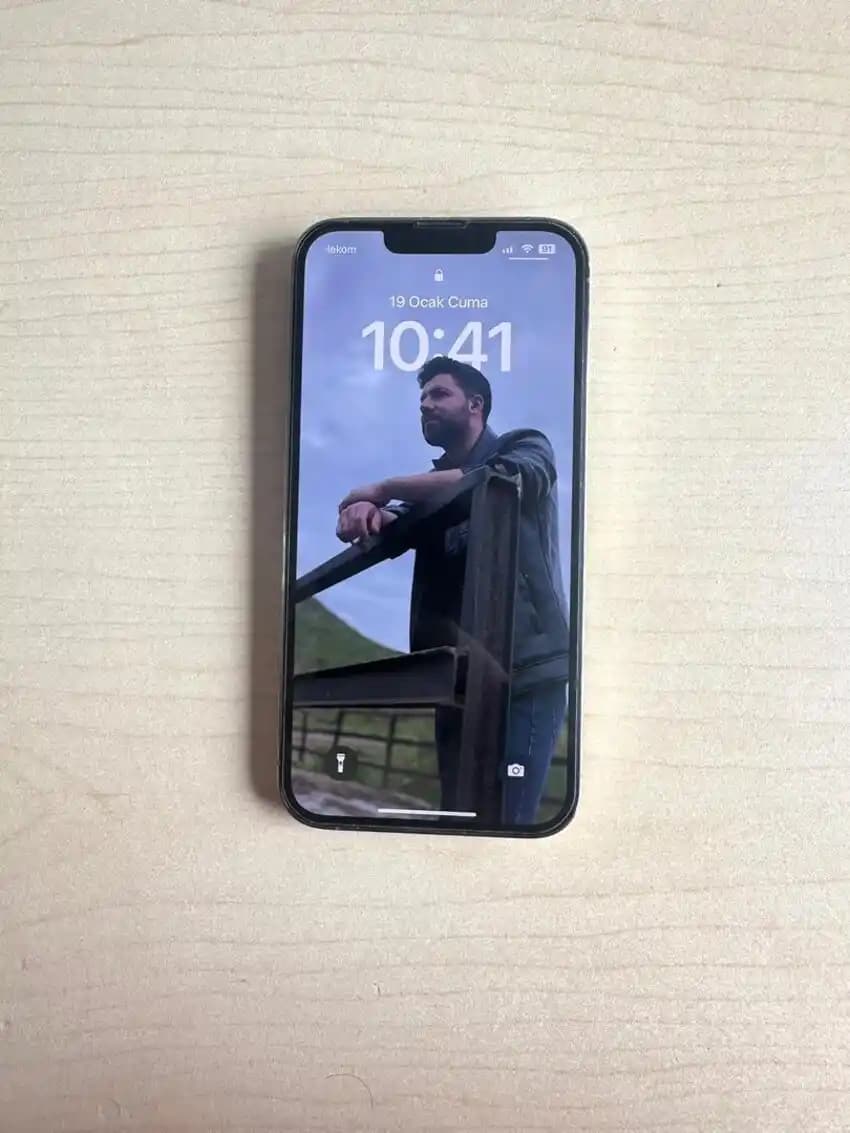iPhone 13 250 GB: Yüksek Depolama Kapasiteli ve Güçlü Akıllı Telefon Özellikleri