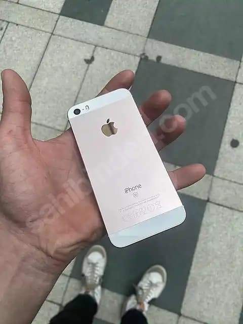 iPhone SE 1. Nesil: Kompakt Tasarım ve Yüksek Performans Bir Arada