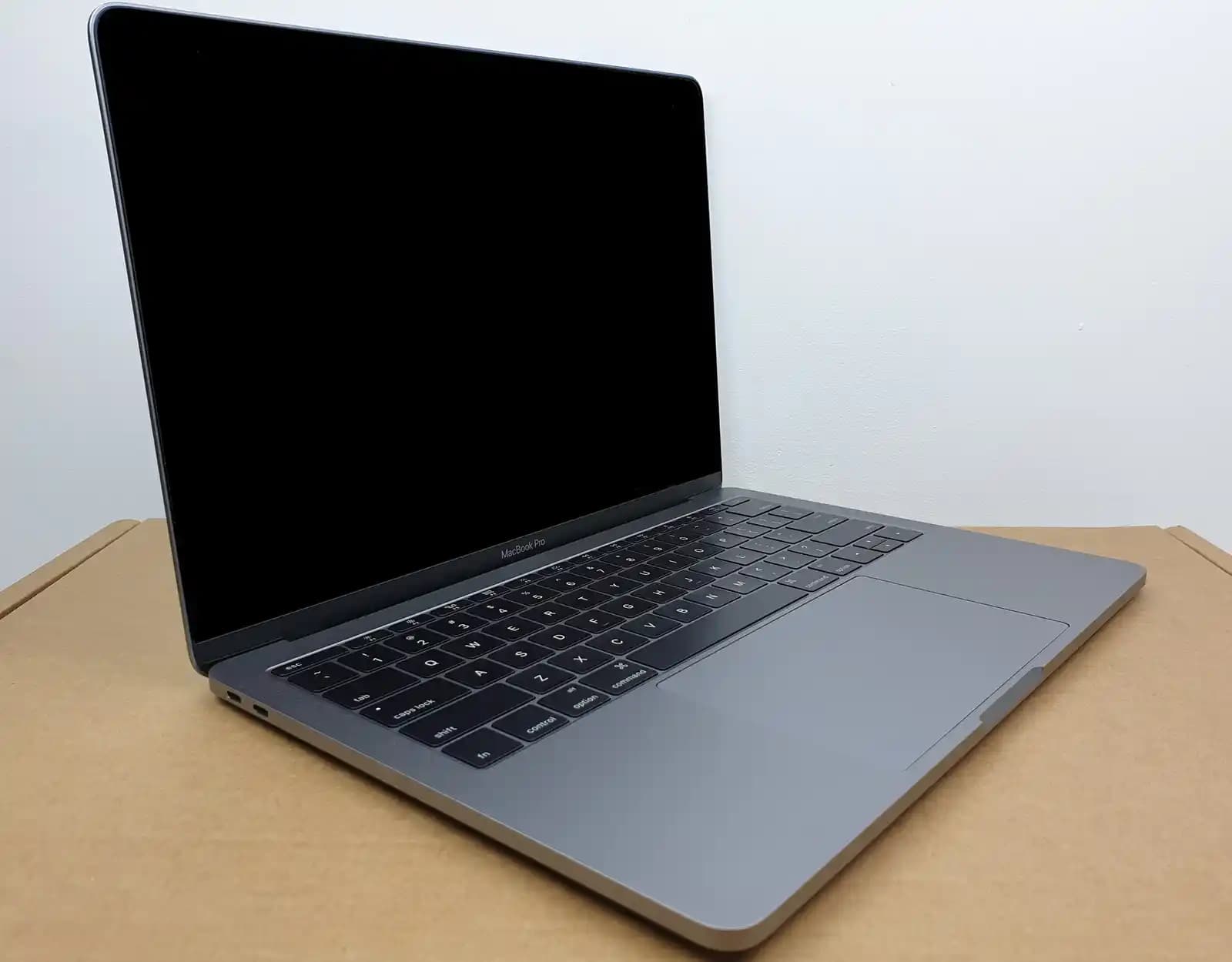 MacBook Pro A1708 Özellikleri ve Performans Analizi 2016-2017 Modeli
