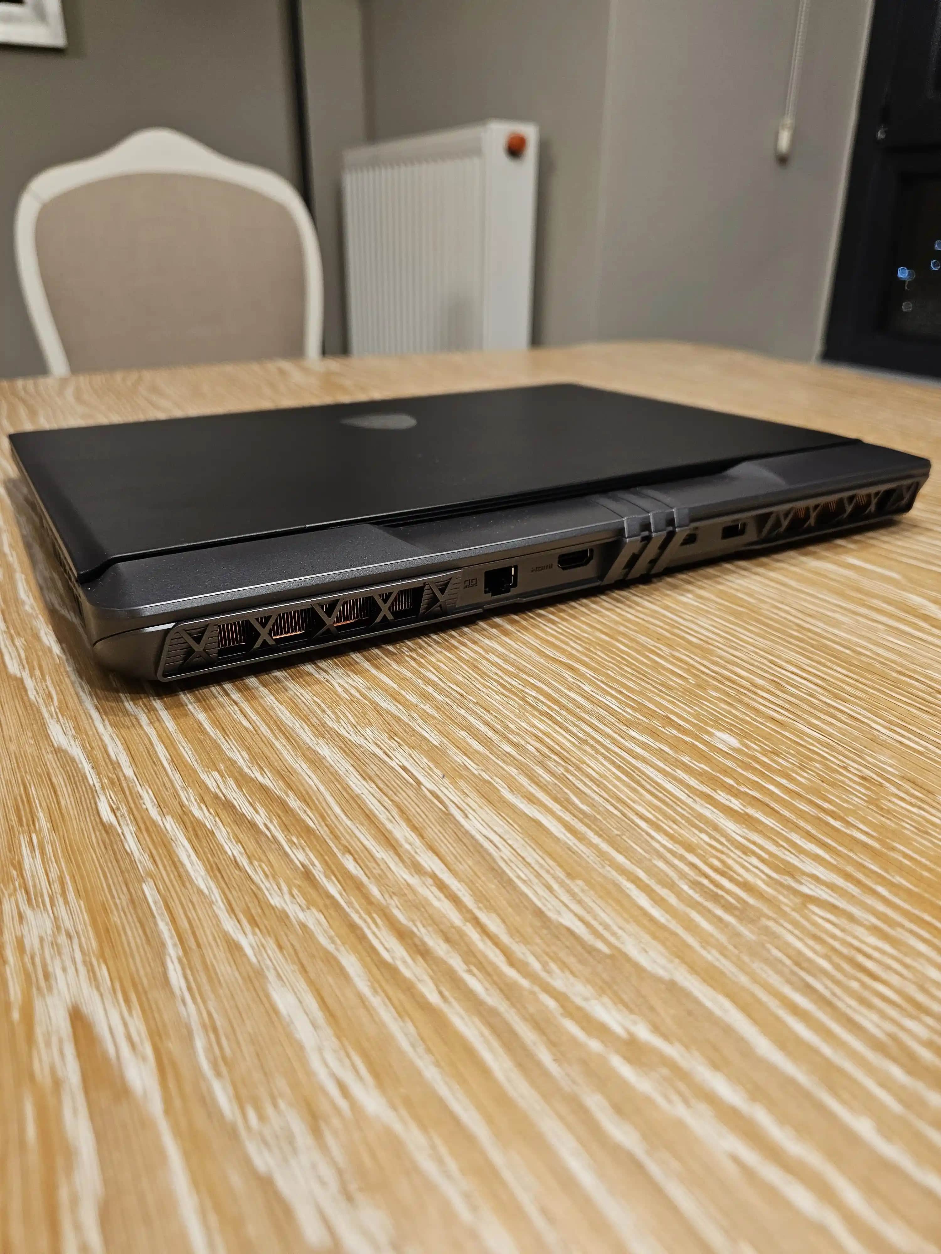 MSI Vector GP68HX 13VH-208TR: Yüksek Performanslı Oyun ve Profesyonel Dizüstü Bilgisayar