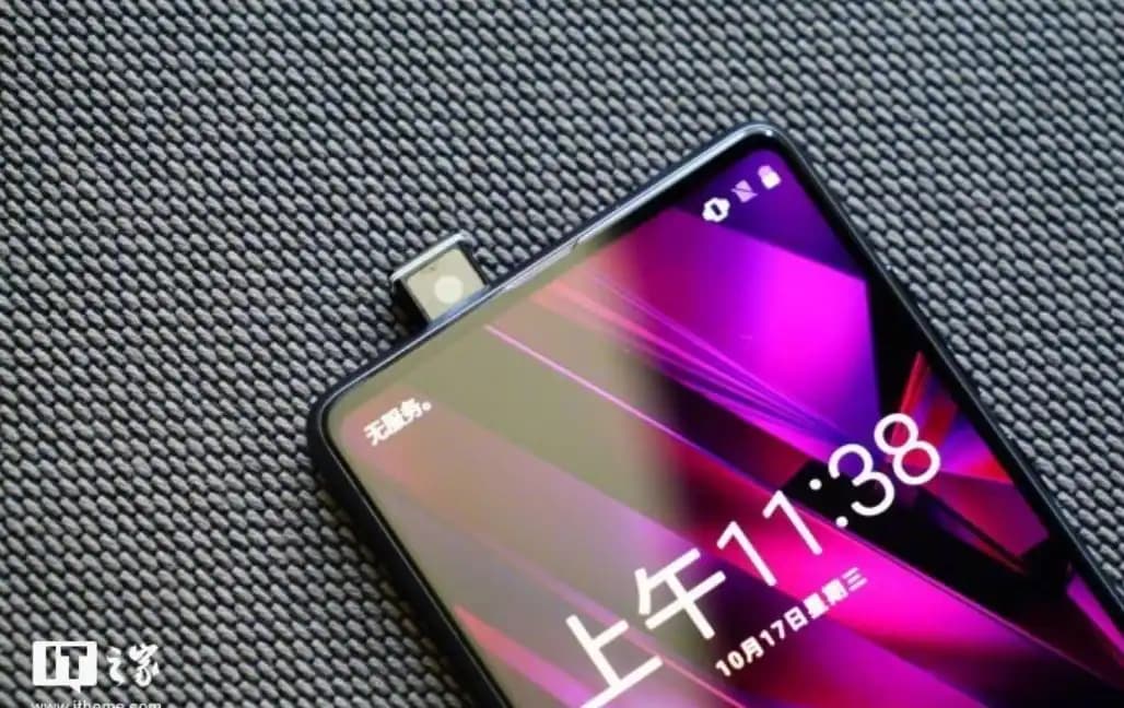 Pop-up Kameralı Telefonlar: Modern Tasarım ve Teknolojik Yenilikler Hakkında Kapsamlı İnceleme