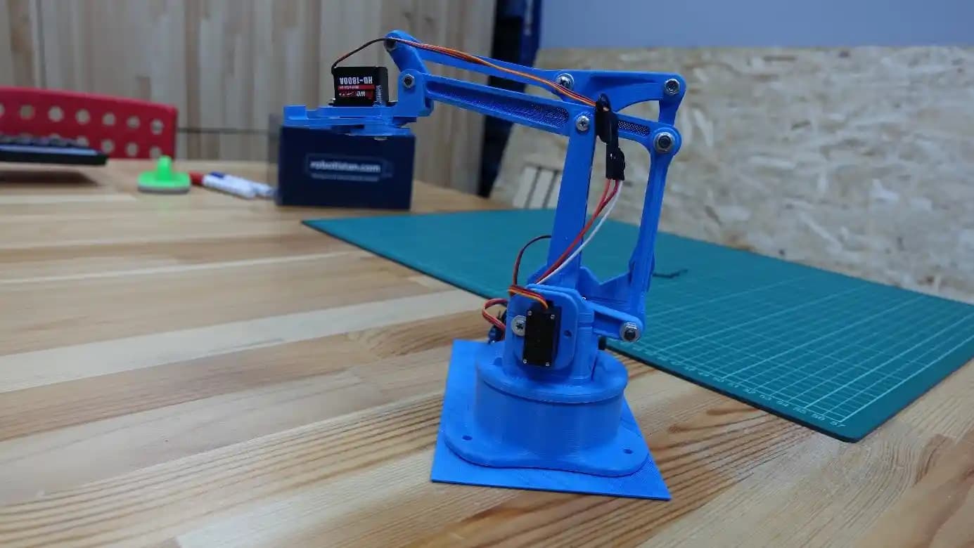 Robot Kol Teknolojilerinde Yapay Zeka Entegrasyonu ve Geleceğe Yönelik Yenilikler