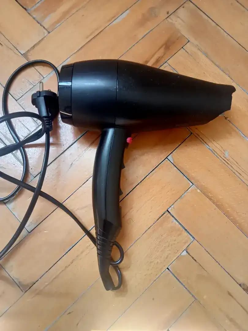 Rowenta Fön Makinesi İncelemesi: Güçlü Performans ve Gelişmiş Teknolojiler