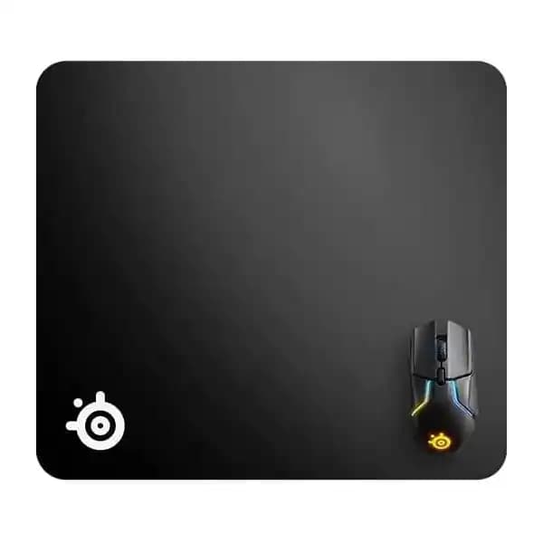 SteelSeries QcK+ Large Mouse Pad: Yüksek Performanslı ve Geniş Yüzeyli Oyun ve Çalışma Alanı