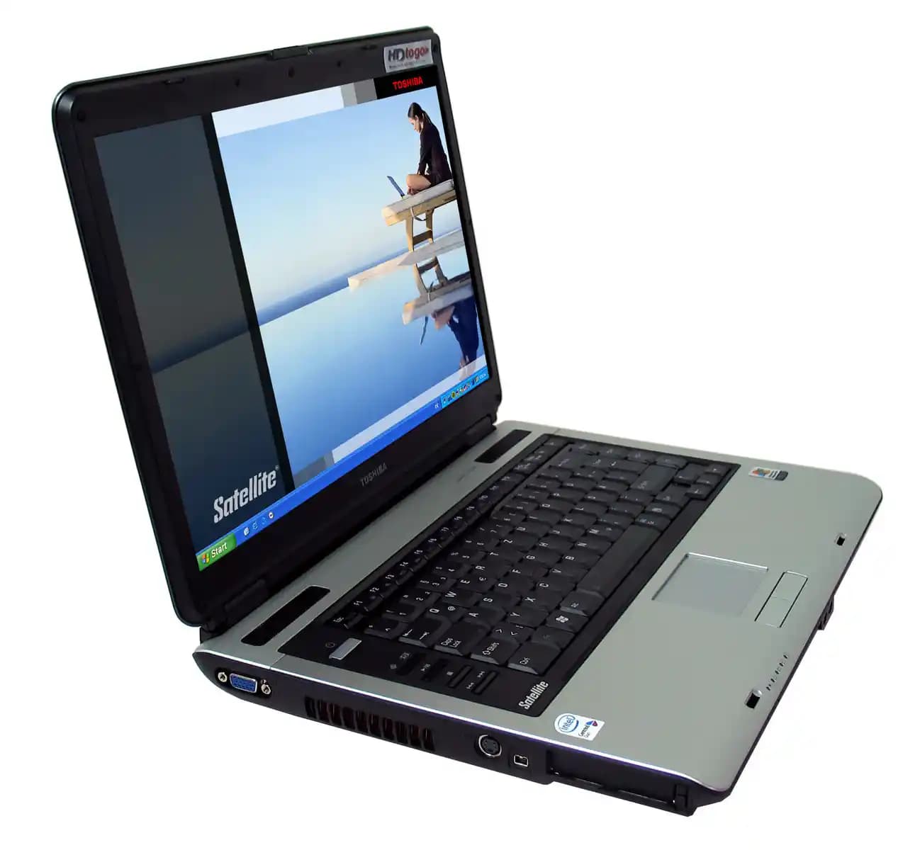 Toshiba Satellite Dizüstü Bilgisayarları: Güçlü Performans ve Yenilikçi Tasarım Özellikleri