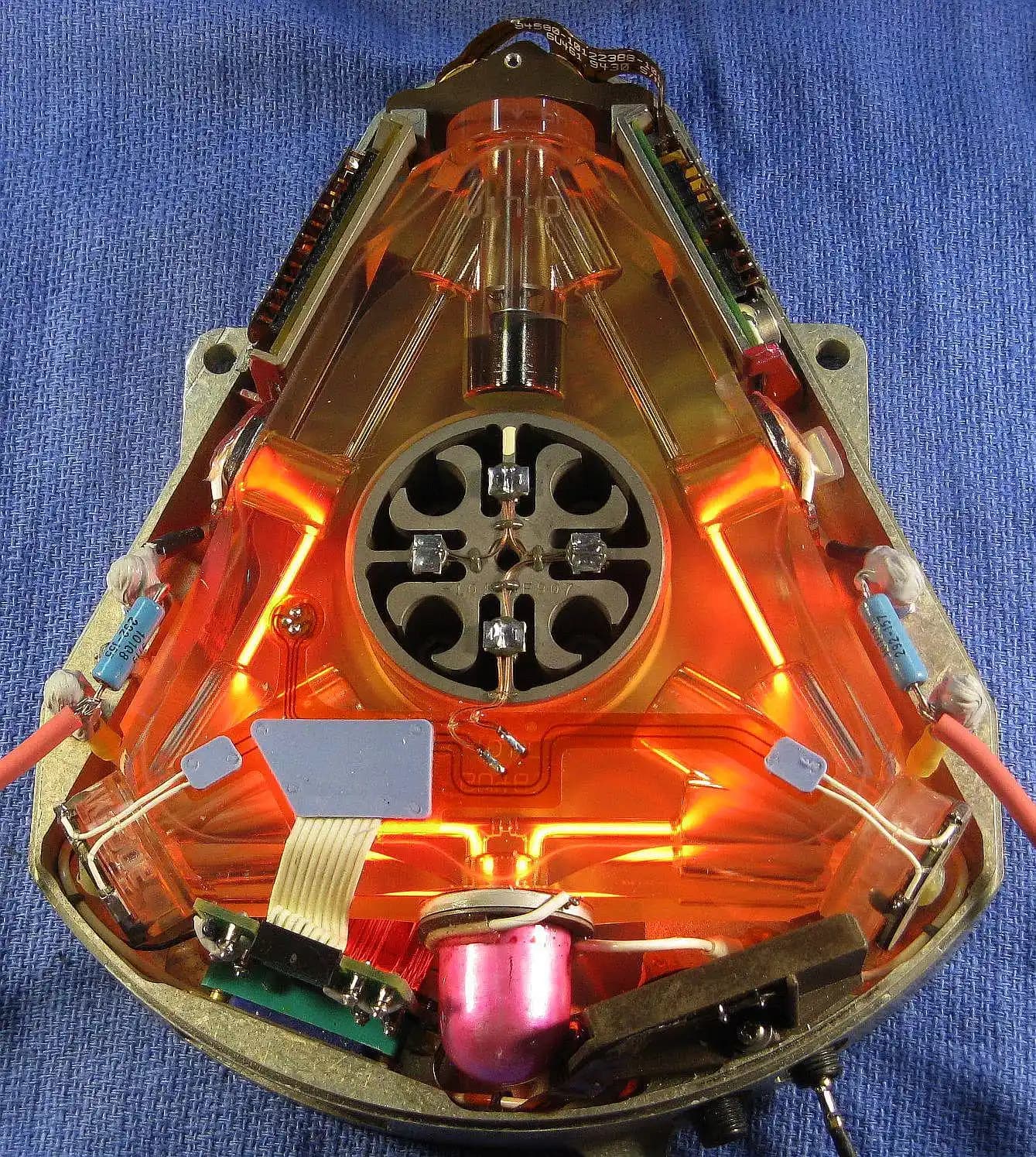 Halkalı Lazer Jiroskopun Çalışma Prensipleri, Uygulamaları ve Teknik Özellikleri