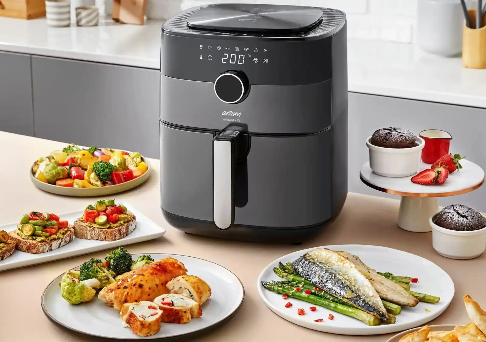 Air Fryer Kullanımı, Su Eklenmesi ve Pişirme Yöntemleri Hakkında Detaylı Bilgi