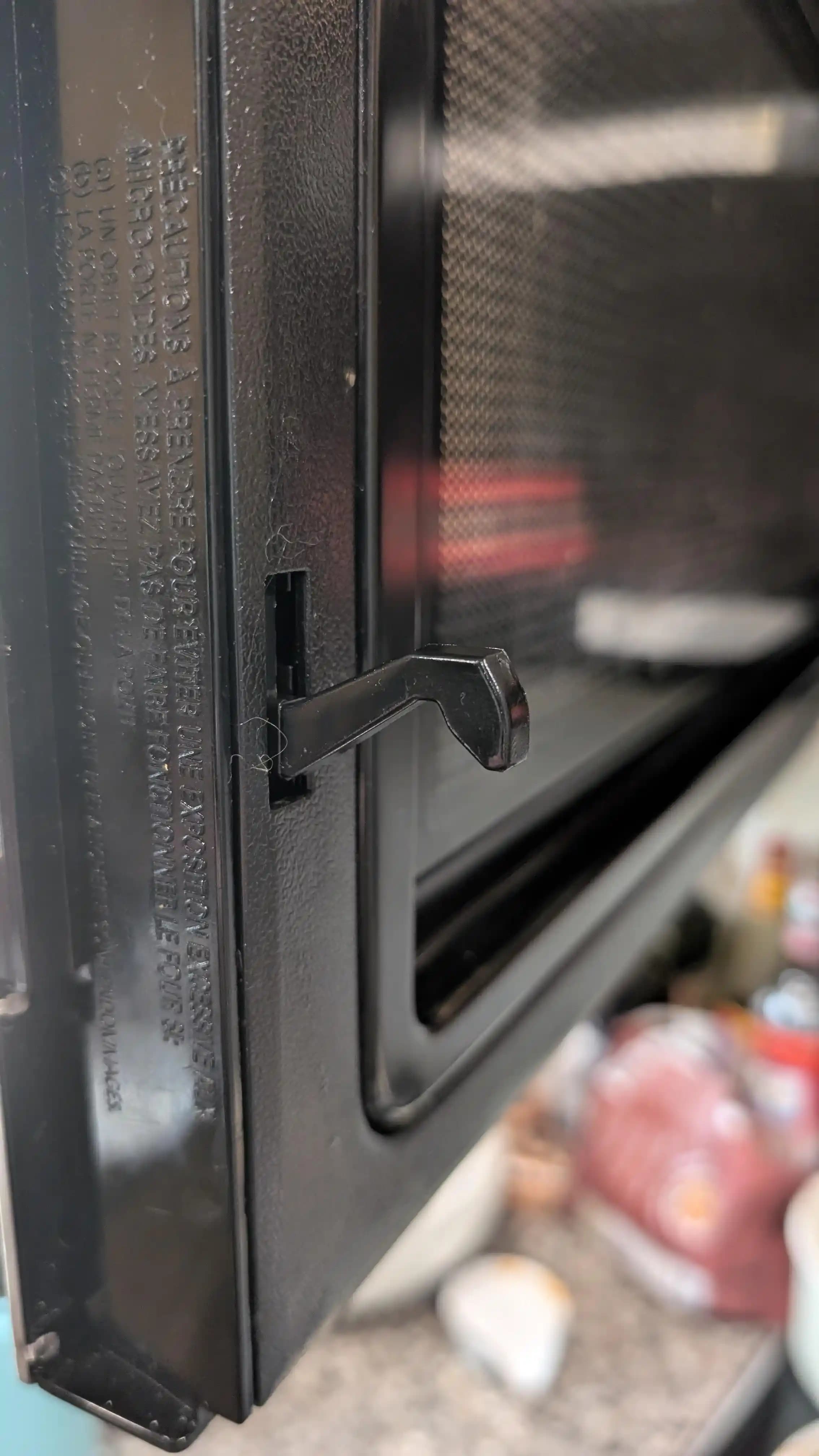 Fırınlı Mikrodalga Fırın Kapak Tamiri: Pratik Çözümler ve Güvenlik Değerlendirmesi