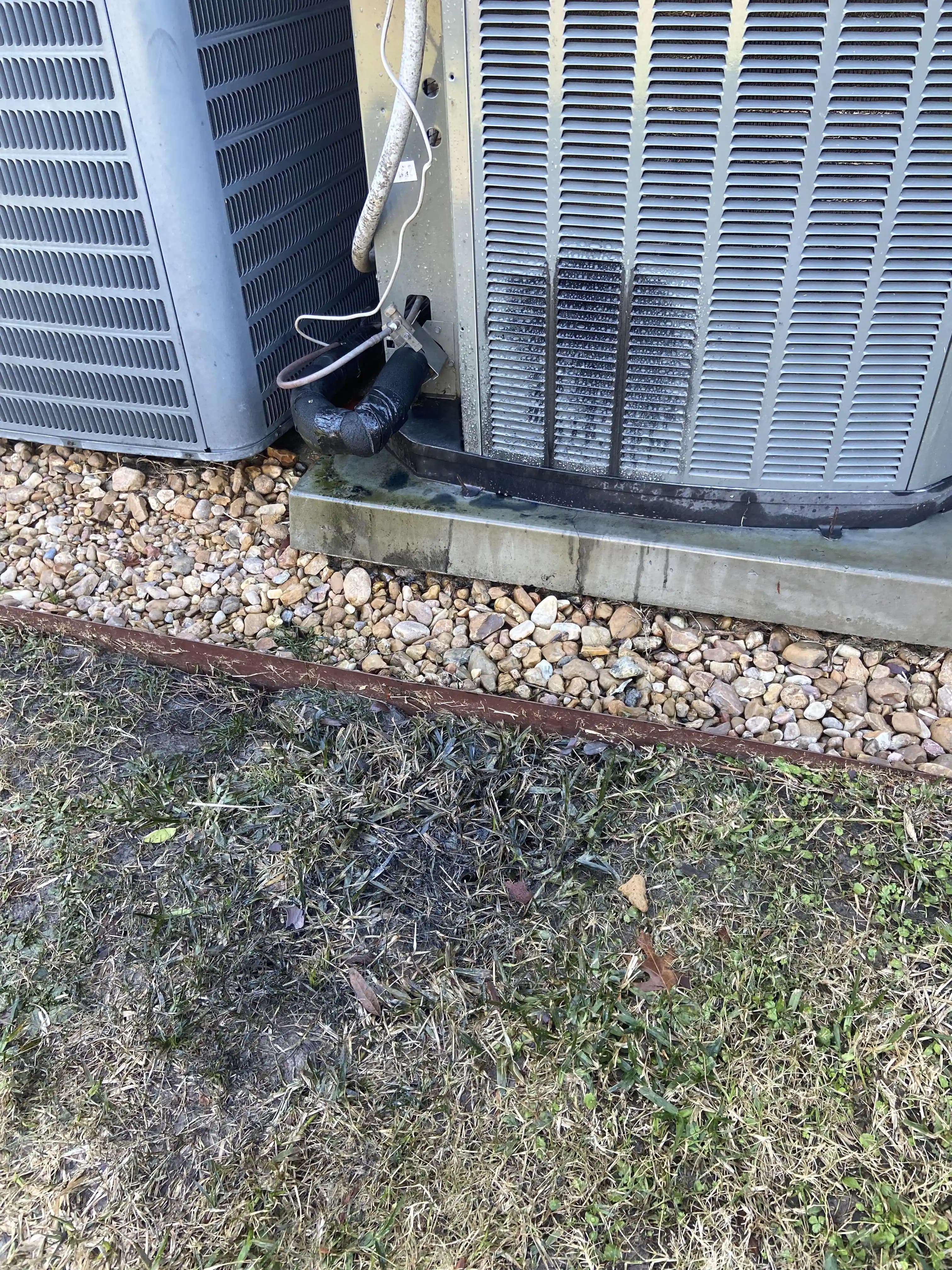 HVAC Dış Üniteden Siyah Sıvı Püskürtülmesi: Kompresör Arızası ve Çözüm Yolları