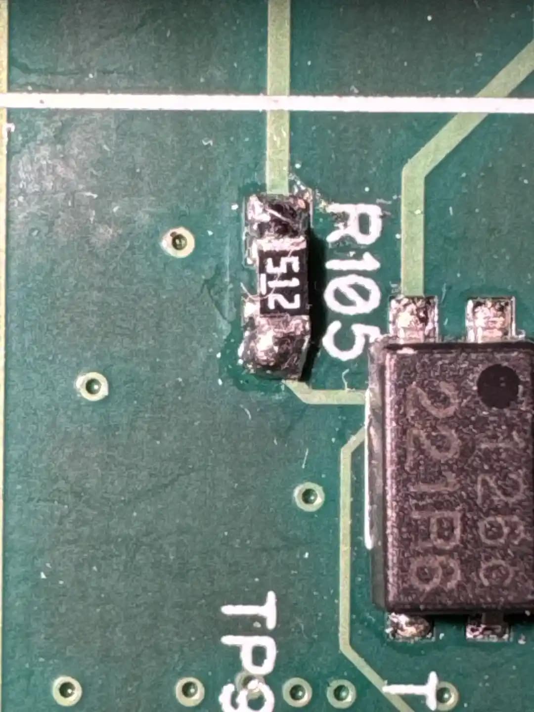 iPhone Büyüteç Uygulaması ile PCB İncelemesinde Kamera Uygulamasına Göre Teknik Avantajlar