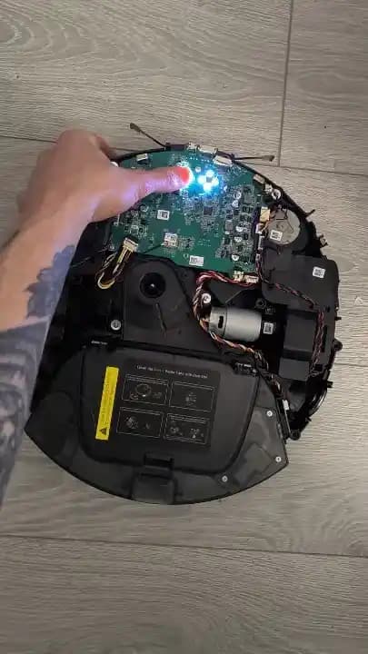 MOVA E20 Robot Süpürgede Öğütme Gürültüsü Sorunu ve Motor-Dişli Mekanizması Çözümleri