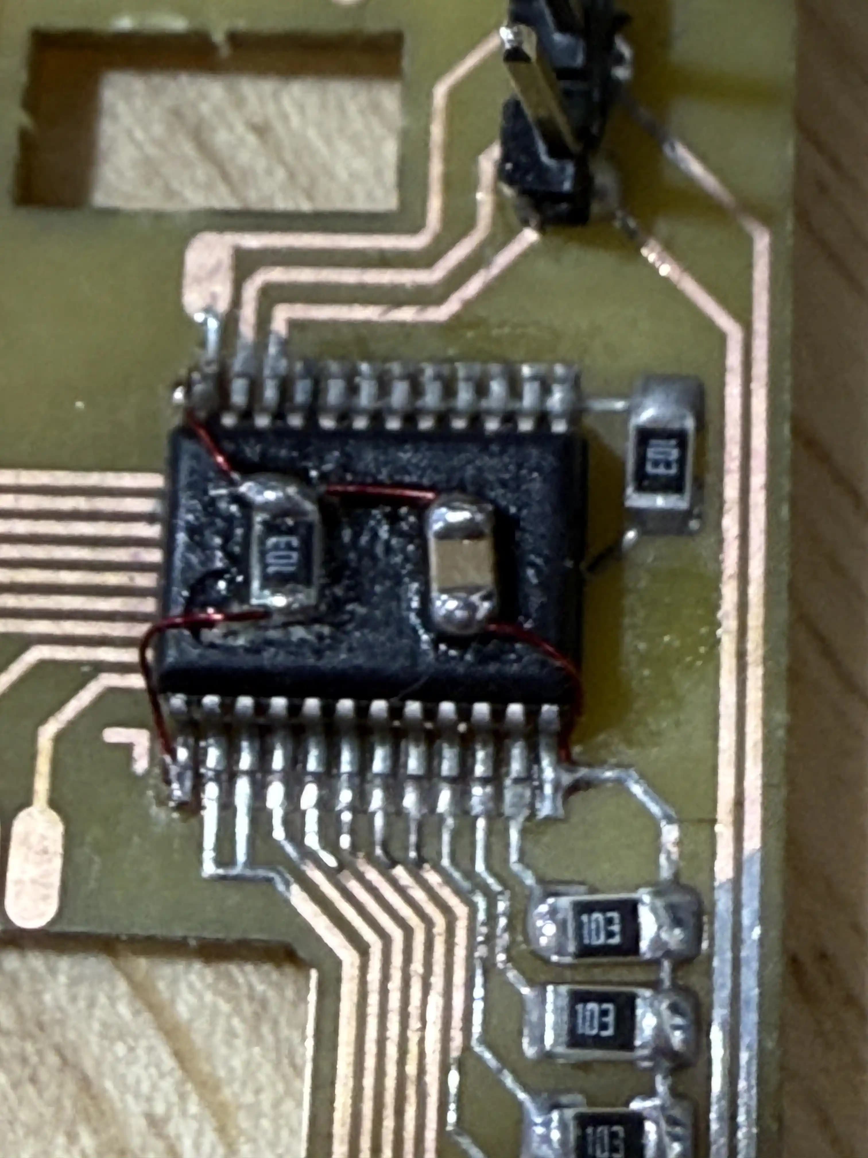 LPKF Protolaser U4 ile PCB Üzerinde Hızlı Devre Düzeltme ve SMT Çiplerin Epoxy Dayanıklılığı