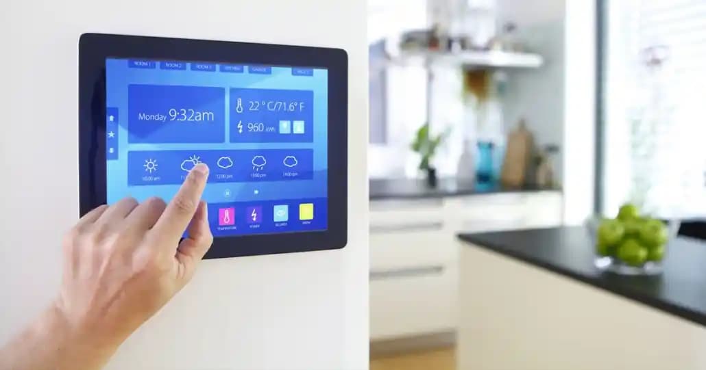 Çok İşlevli Akıllı Ev Kontrol Cihazları: Modern Evlerde Konfor ve Güvenlik Artırıcı Teknoloji