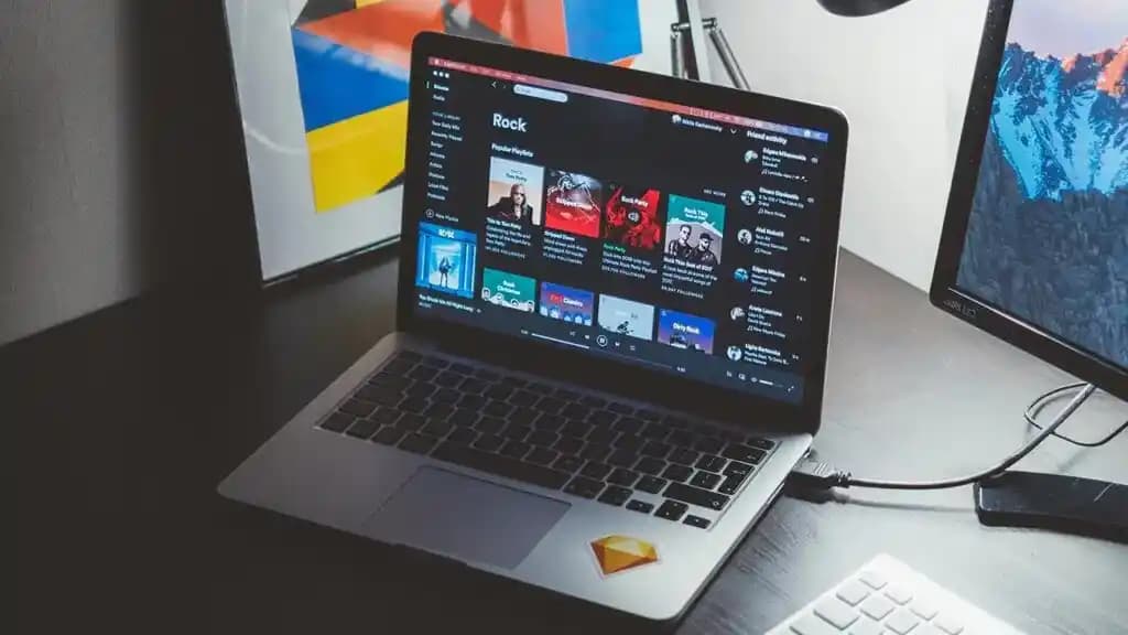 Dizüstü Bilgisayarlar İçin En İyi Ses Artırıcı Modelleri ve Kullanım İpuçları