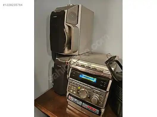 Evlerde Yüksek Ses Kalitesi İçin Modern Müzik Setleri ve Teknolojik Gelişmeler