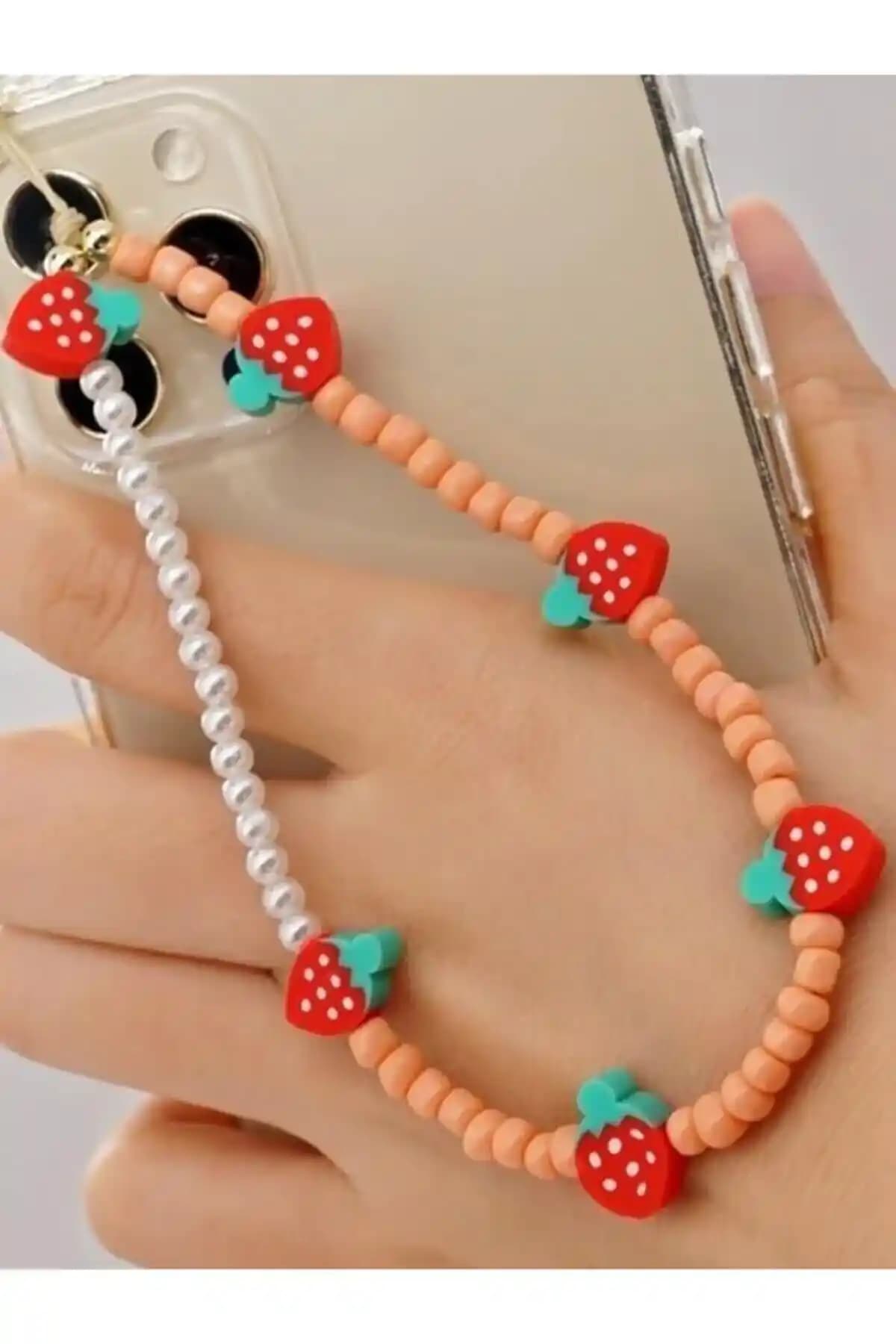 Fimo Boncuklu iPhone Askısı: Kişiselleştirilebilir ve Şık Elektronik Aksesuar Trendleri