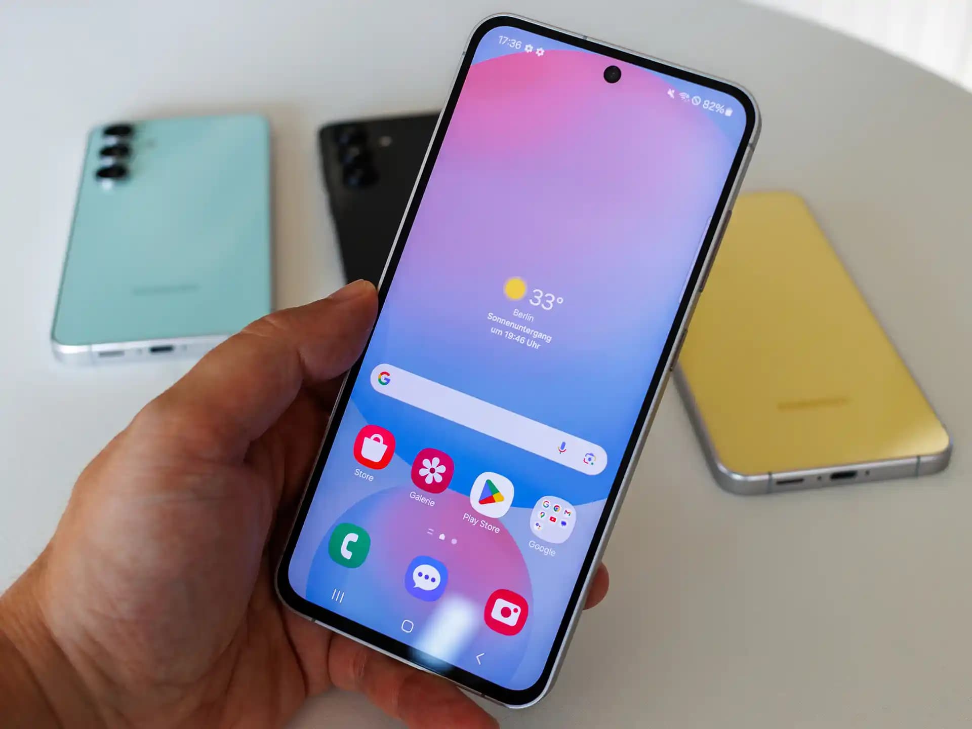 Galaxy A52 ve Galaxy S24 Akıllı Telefonları Arasındaki Güncel Durum ve Karşılaştırma