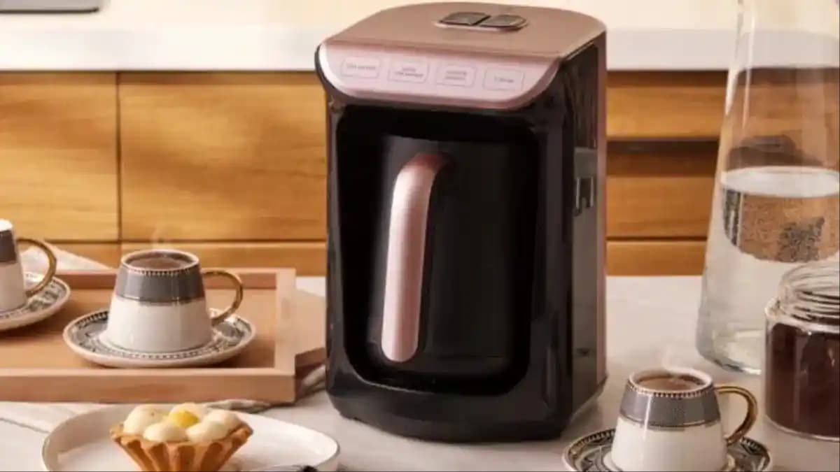 Geleneksel Tat ve Modern Teknolojiyi Birleştiren Kahve Makineleri İncelemesi